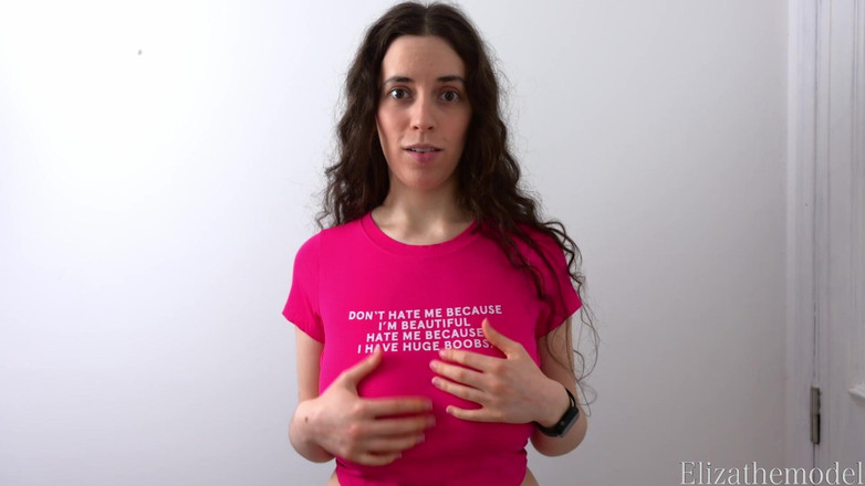 ElizaTheModel: T-shirt Prova på kantningsutmaning