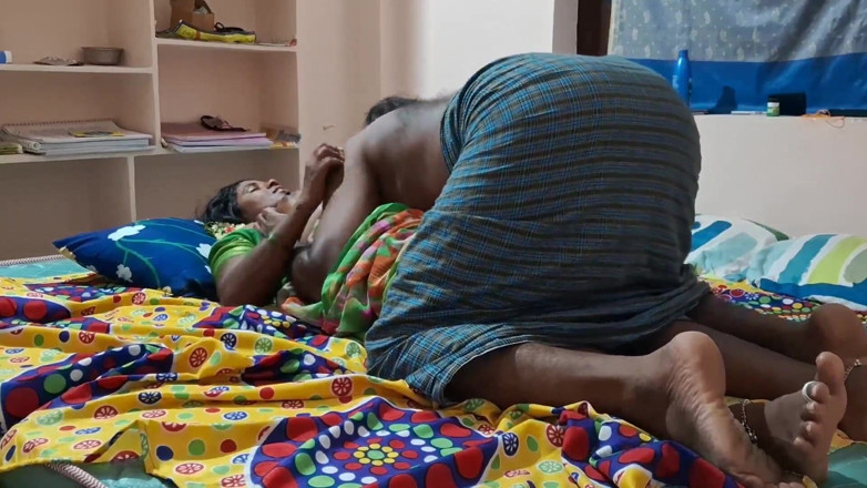 Desi palace: Desi Hot Blowjob Session
