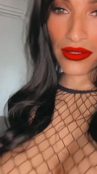 La pute de Brianna avec ses nouveaux seins