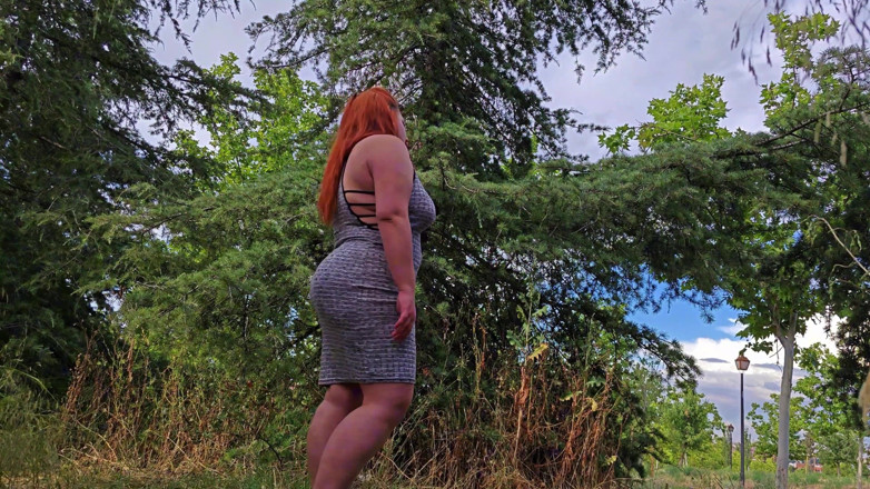 Latincurvyredhead: 내 이웃과 공원에서 따먹기
