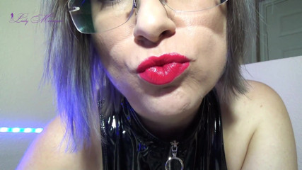 Morrigan Havoc: Hellroter lippenstift