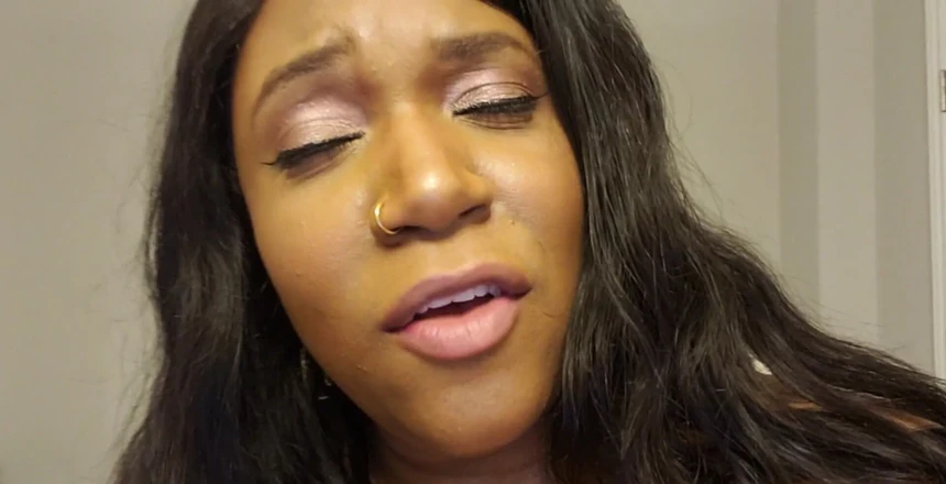 Josie4yourpleasure: Let's lay down and play. Make you scream my name