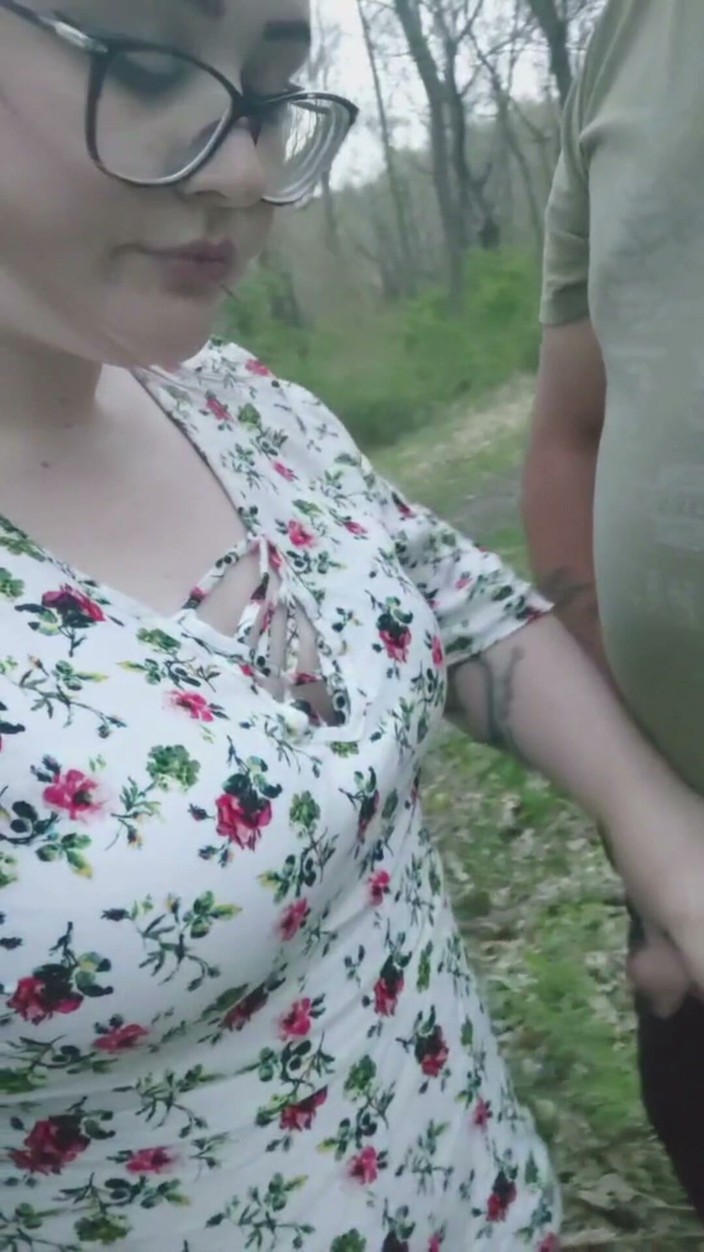 Robbie Marquez: 已婚异族夫妇在户外玩得很开心