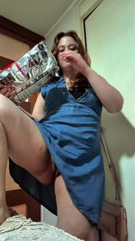 Hairy Pussy Girl and Doritos