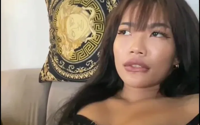 Emma Thai: Emma Thai Is a Naughty Cam Teen Girl and Doing...