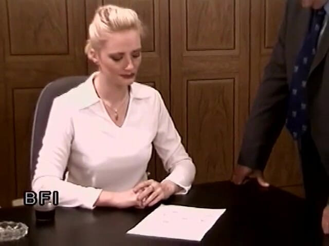 Dominate That Babe: Pukulan setiausaha 3