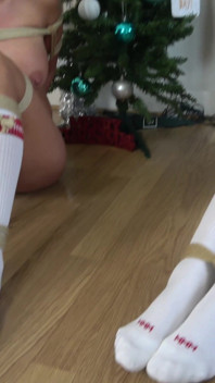 Jamie and Mila's Merry Mayhem: the Grinch Ruins Christmas, Leaving Them Hogtied and Cleave Gagged in Despair! (4k)