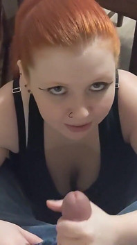 Freundin gibt dir einen handjob