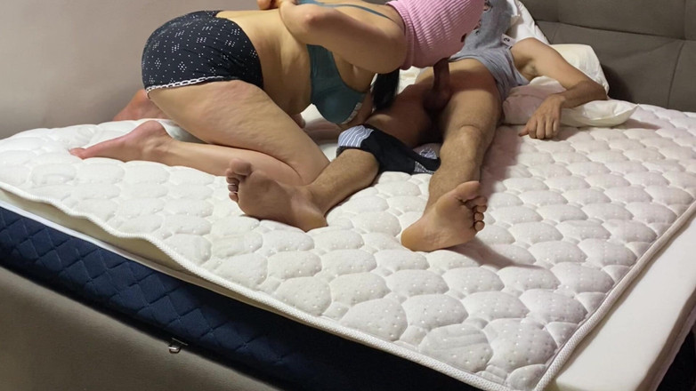 Yasmin Maroc: Gadis arab dengan pantat bahenol dan pantat bahenol lagi asik...