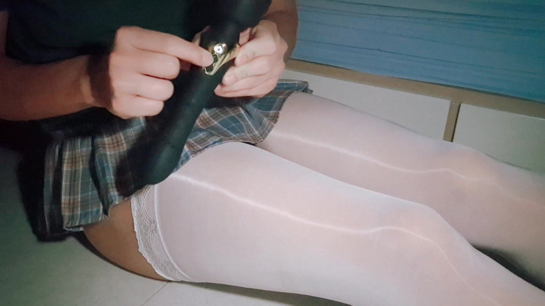 Harinni: Ao lado da cama da minha irmã! Castidade gaiola vibrador...