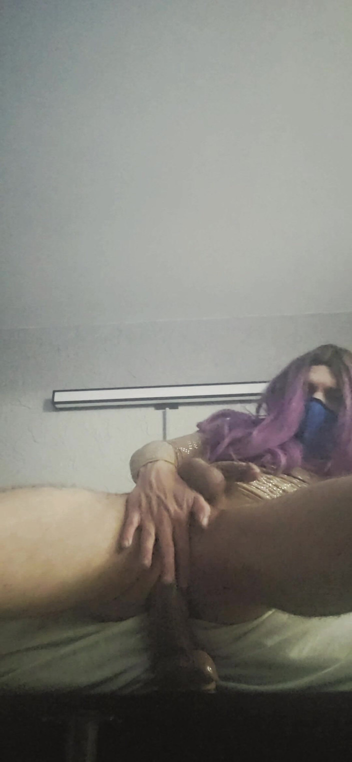 Natalie Slax: 女孩对鸡巴更好