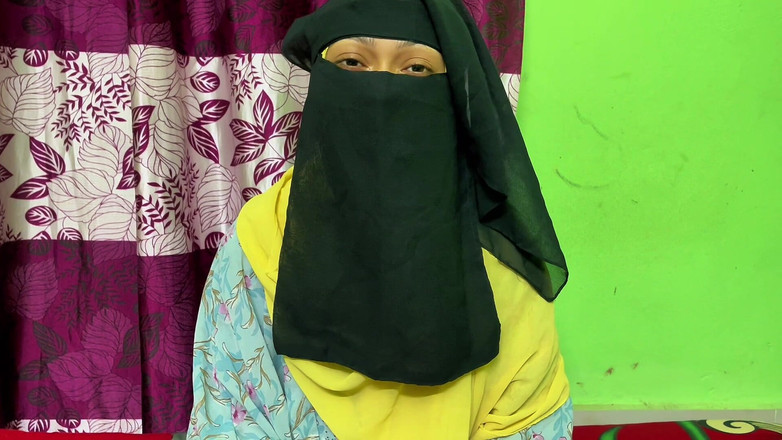 Riya Chowdhury: Pak tolong beri aku satu kesempatan, aku akan melakukannya