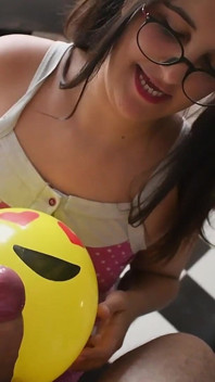 Nevlastní sestra Emoji balon dvojité kouření - Bunny Looner