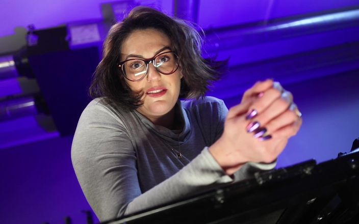 Countess diamond: Examen de sexe médical par drone - mise à niveau de votre...