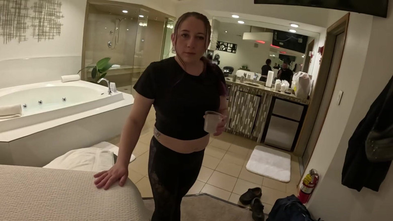 Joe Daddy: Vacation Turns Big Ass Stepmom Into Anal Whore