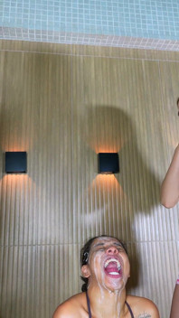 Spitting Lesbian Gang Bang - Five Sexy Babes and 40 Liter Finest Luxus Spit