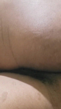 Femeie latino grasă cu forme care arată că perfect body cur - veți relua asta