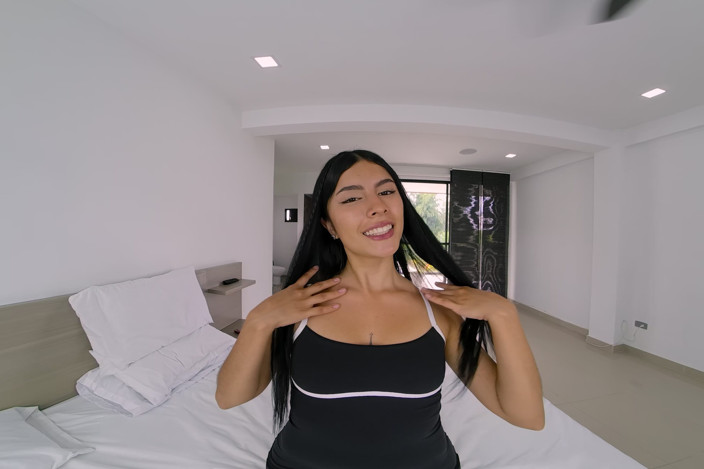 VR Latina: Face of an Angel