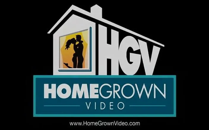 Homegrown Video: Cute blonde nina gets banged in the garden