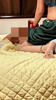 Người giúp việc tuổi teen Ấn Độ nóng bỏng trong saree bị chủ nhà cởi đồ và đụ thô bạo