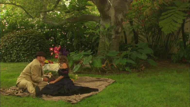CBD Media: Married man having affair with a beautiful young actress licks...