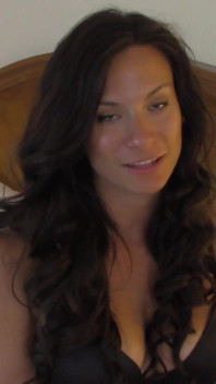 Fuzzy Peach Productions with Alexis Deen