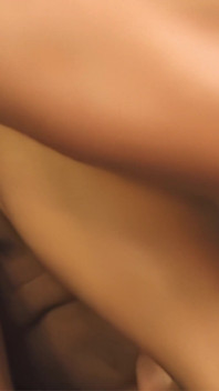 Quattro ragazze scopate da un cazzo enorme