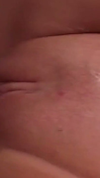 그녀는 너무 쉽게 젖탱이 따먹을 수 있는 너무 친절했지만 그녀는 그렇게 했어