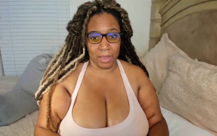 Josie4yourpleasure: Memijat diriku sendiri dengan minyak dalam pakaian dalam CK
