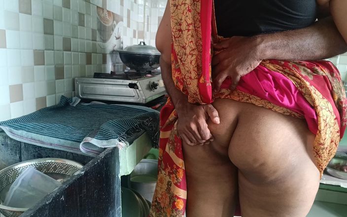 Pushpa studio: Ibu rumah tangga tetangganya di dapur waktu suami nggak di...