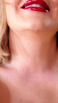 Plump Stepmommy 4K