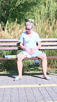 Ontspan op de bank (discrete masturbatie)