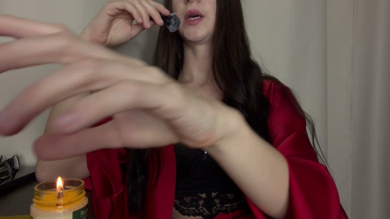 Skinny_lady69: Asmr movimenti a mano lenta, togliendo via lo stress e...