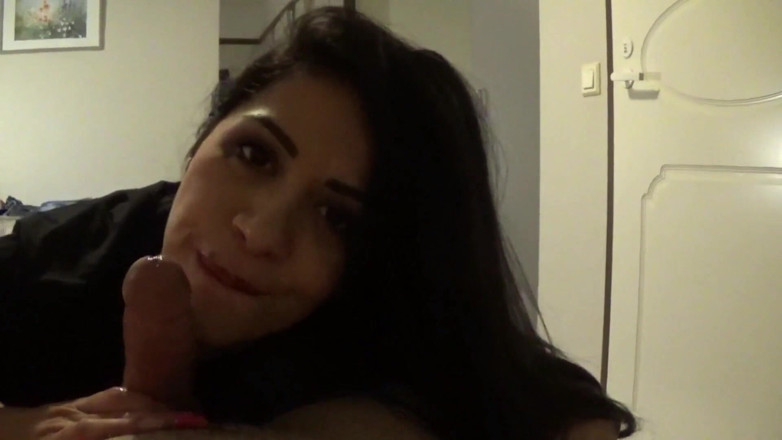 Amateur Homemade Porn: Aku ngentot ibu tiri mesirku yang super sange dan suka...