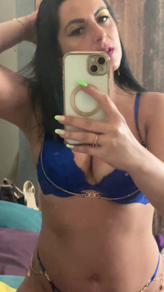 MilfyCalla: Thong & Bra Mirror Tease - Soft, Slow, Seductive