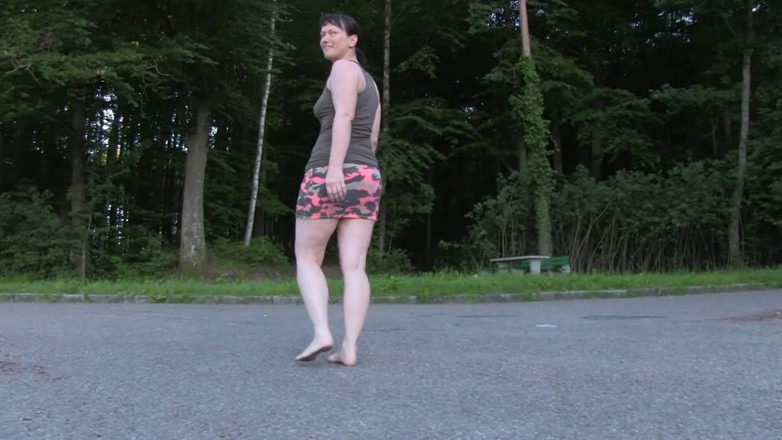 Yvette xtreme: Black soles