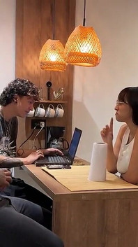 Akşam yemeğinden ateşli ihanete: erkek arkadaşının en iyi arkadaşıyla sikişiyor