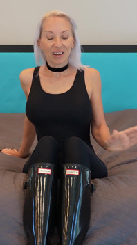 Haciendo que mi bota puta se corra de vuelta a mí - la puta de la bota e05 - milf Stella