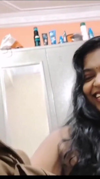 Beutifull bhabhi đụ thổi kèn và xuất tinh vào miệng