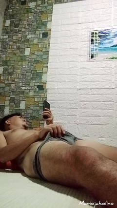 Mariojakolino: Big Bulge I Want to Masturbate