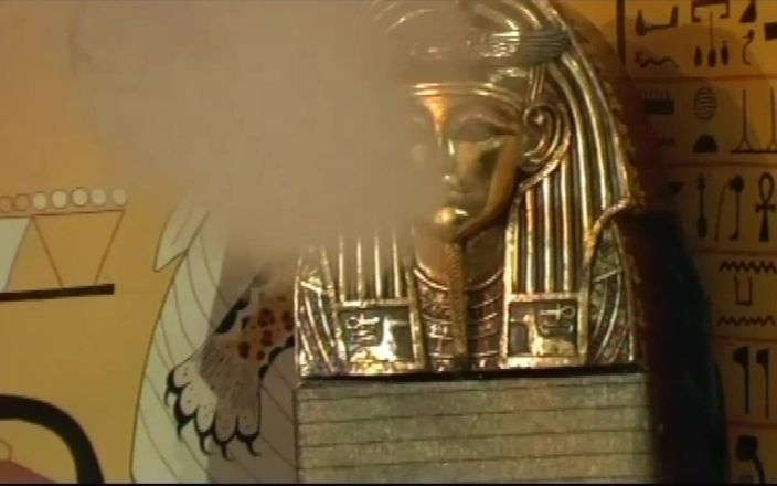 Inhonorof porn: Faraon i 2 napalone dziwki: trójkąt na Dworze Kleopatry