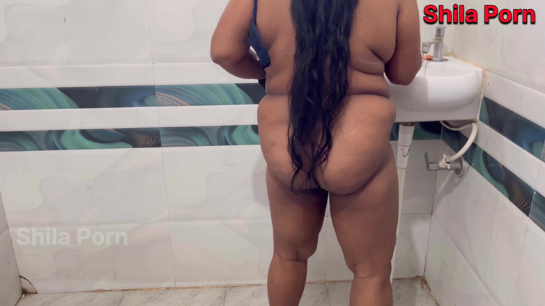 Shila Porn: Shila Bhabhi Ki Chut Chatkar Pani Nikal Diya