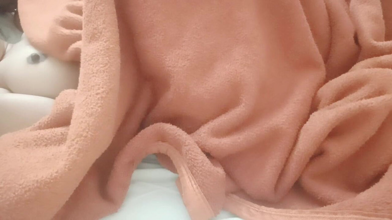 William Wallace: Desi flicka Mona och hennes pojkvän tycker om tidigt på...