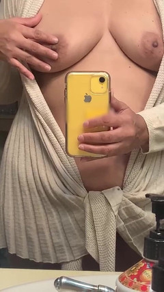 DalipaCpl: Mirror Mirror on the Wall Who's the Sexy Bitch?