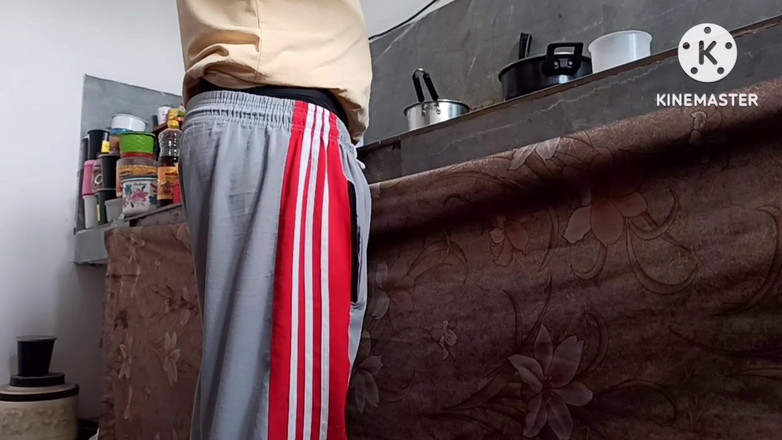 Desi__Panda: Hetero kamarádka poprvé Ve spodním prádle velký monstrózní péro