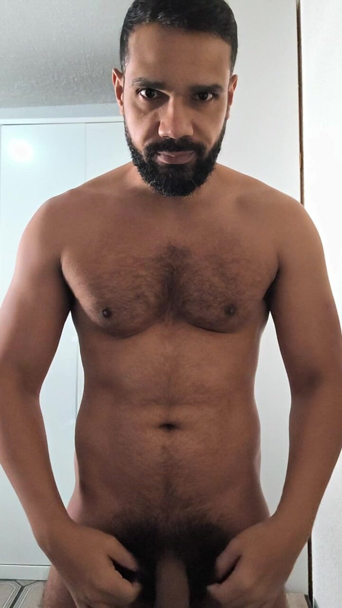 Vander Harig: Sakallı ve Pentelhudo Moreno