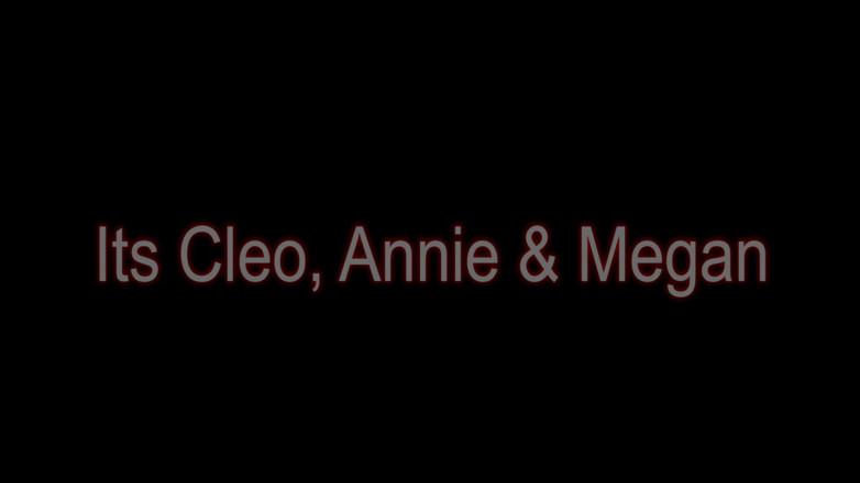 Cleo: Cleo, Annie i Meghan bawią się swoimi cyckami!