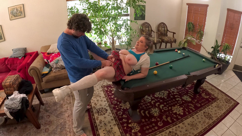 Erin Electra: Stepsister Wants to Do Something Fun