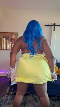 Plus Size Shemale Marge Wystawia show