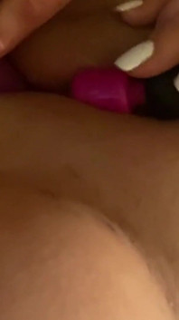 Tante seksi ngentot kontolku berjam-jam sampai muncrat banyak banget